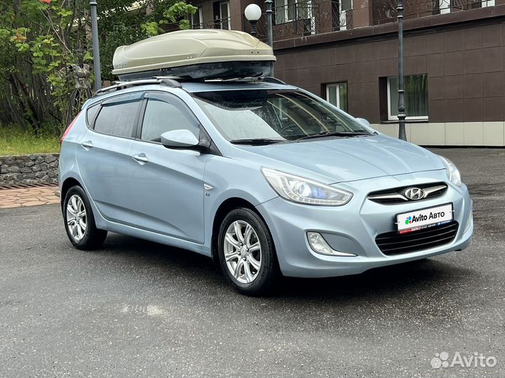 Hyundai Solaris 1.6 AT, 2013, 97 000 км