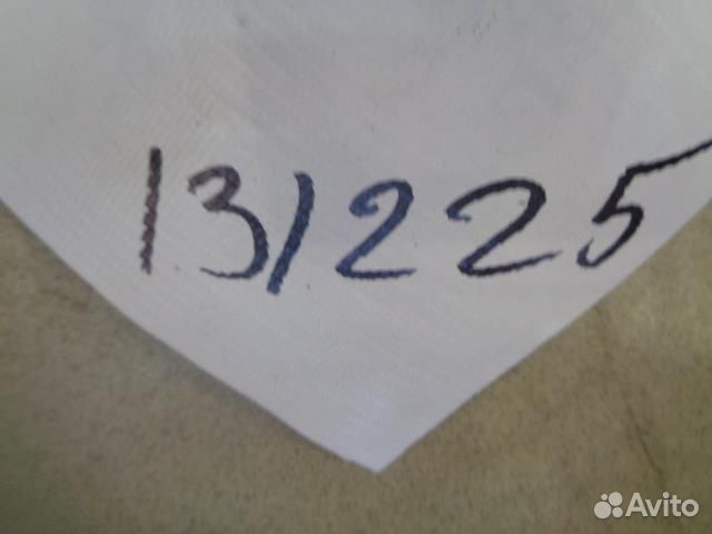 Уплотнитель лобового стекла Land Rover Discovery