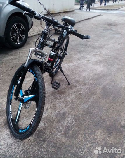 Велосипед на литых дисках