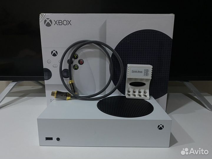 Xbox series s + 2 геймпада + Акумуляторы + hdmi