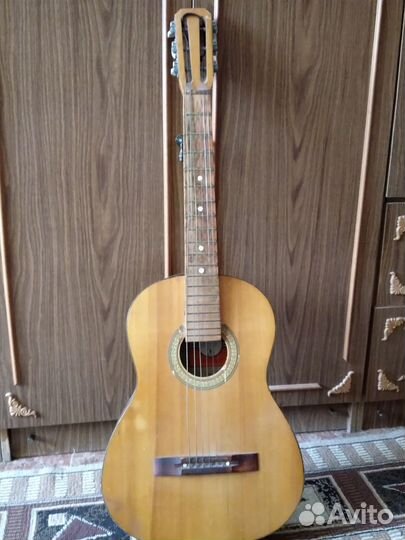 Акустическая гитара бу