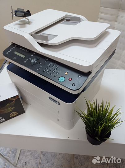 Шикарный мфу принтер лазерный Xerox 3225