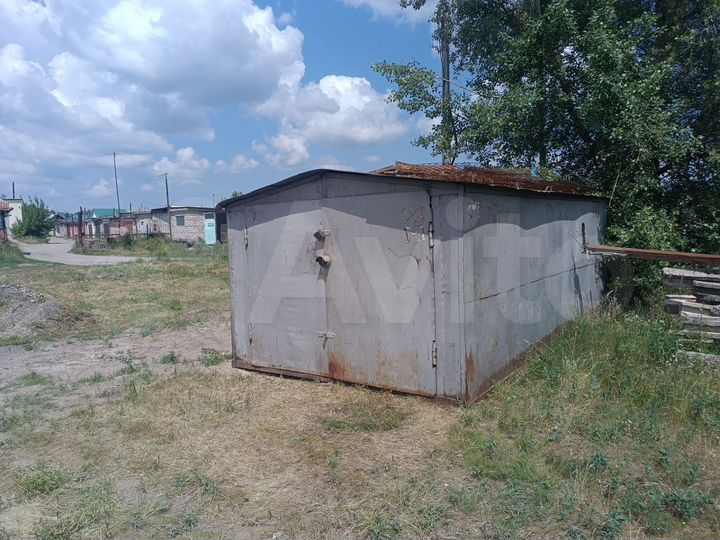 Гараж