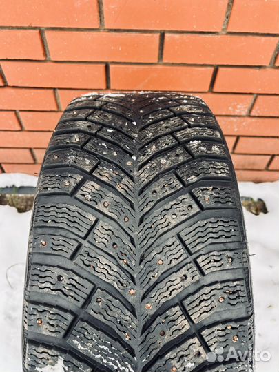 Michelin X-Ice North 4 225/55 R17 101T