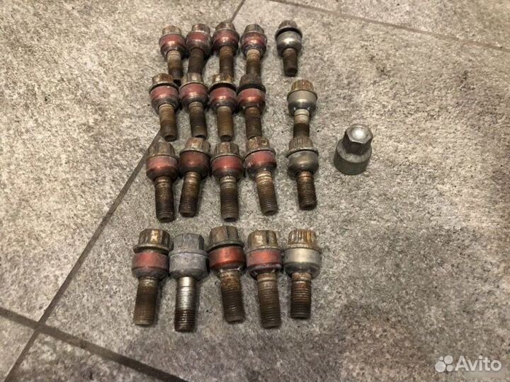 Болты Volkswagen