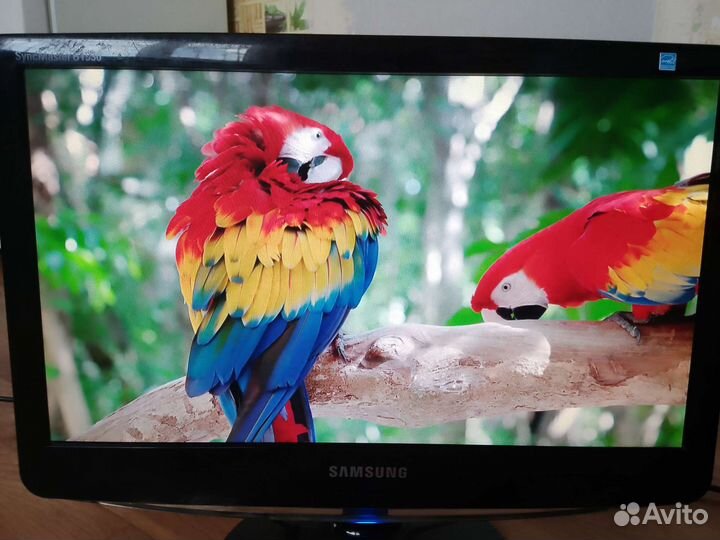 Монитор Samsung