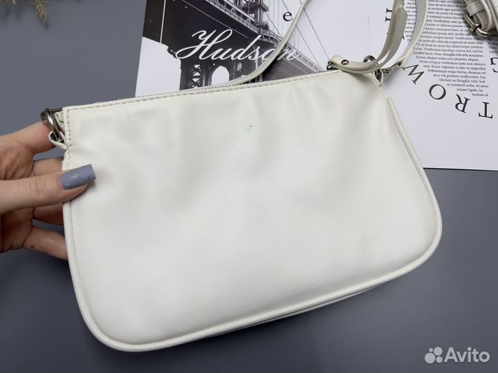 Сумка женская через плечо белая маленькая