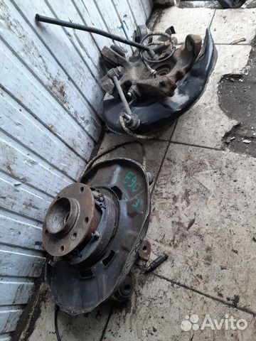 Задний кулак(цапфа) левый bmw e90/бмв е90