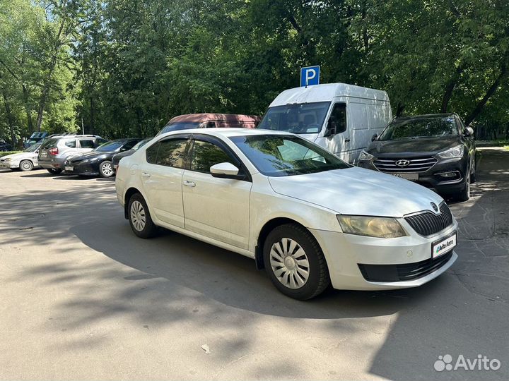 Skoda Octavia 1.6 AT, 2016, 324 429 км