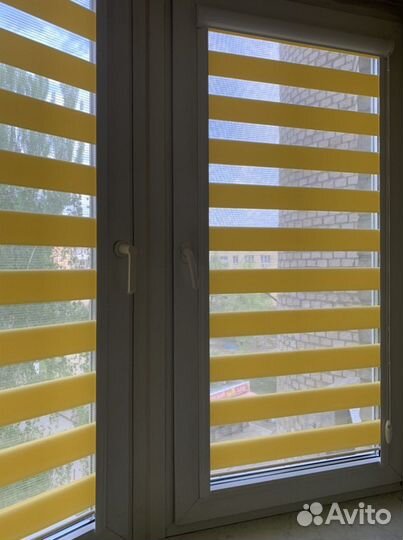 Рулонные шторы день ночь Стандарт желтый