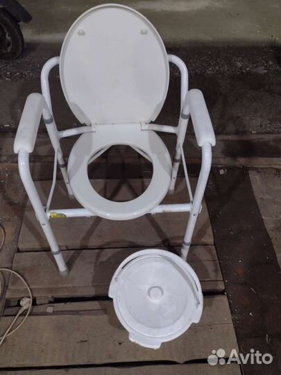 Складное кресло - туалет Nova TN-402 Б/У