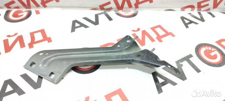 Крепление крыла правое Audi Q5 8R cncd 10.06.2013