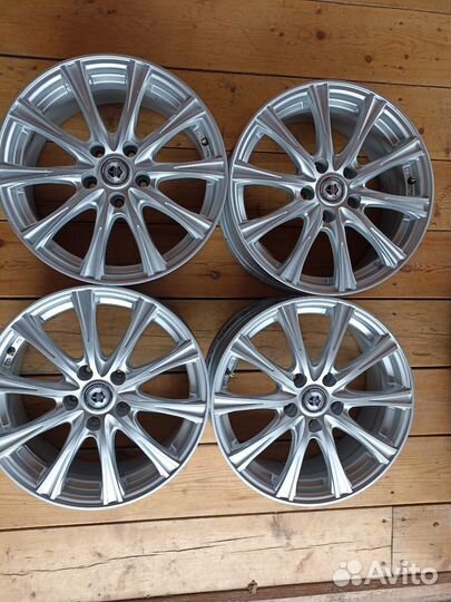 Литые диски Weds Joker R17 5-114,3