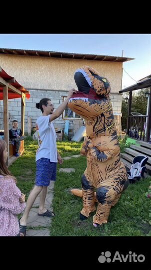 Костюм в аренду динозавр надувной/ростовая кукла