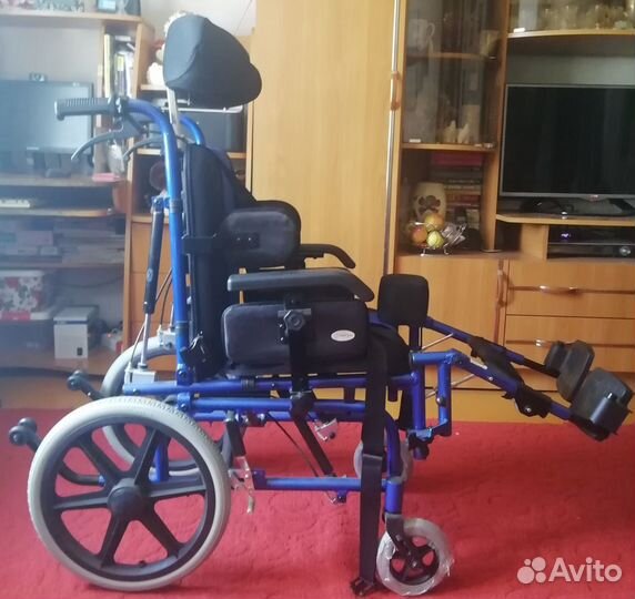 Инвалидная коляска