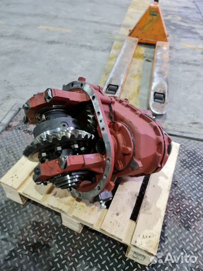 64301-2502010-020 Редуктор среднего моста 29/27