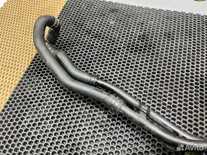 Трубка системы охлаждения Volkswagen