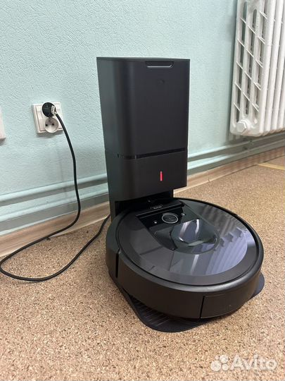 Робот пылесос IRobot Roomba i7+