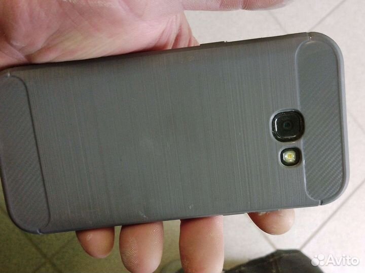 Телефон Samsung galaxy a5 2017