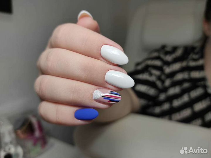 Мастер маникюра и педикюра