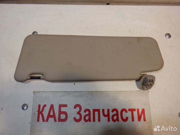 Козырек Renault Logan 2011 г