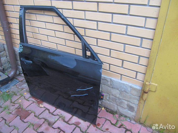 Дверь передняя правая Skoda Fabia 2 2007