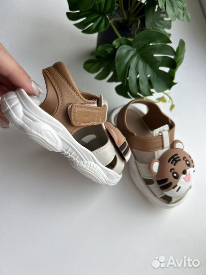 Сандалии для мальчика