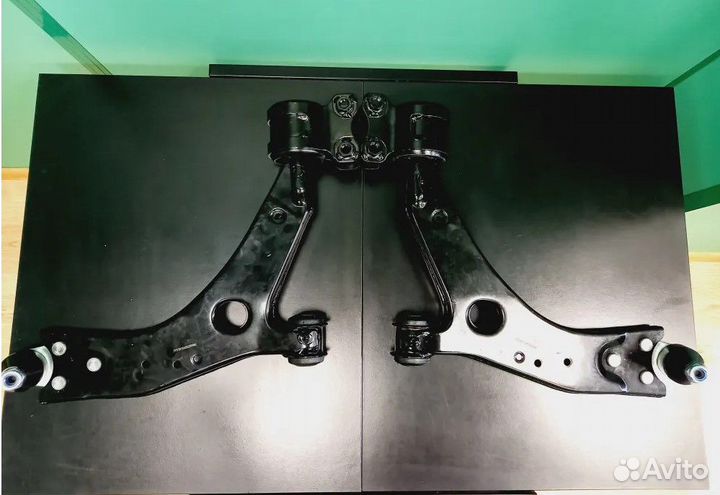 Передние рычаги Miles Ford Focus 2 Volvo S40