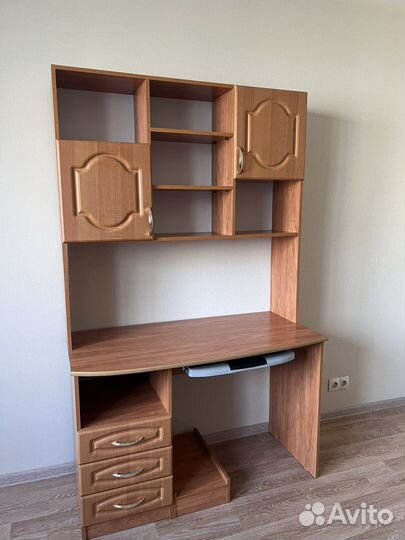 Компьторный стол