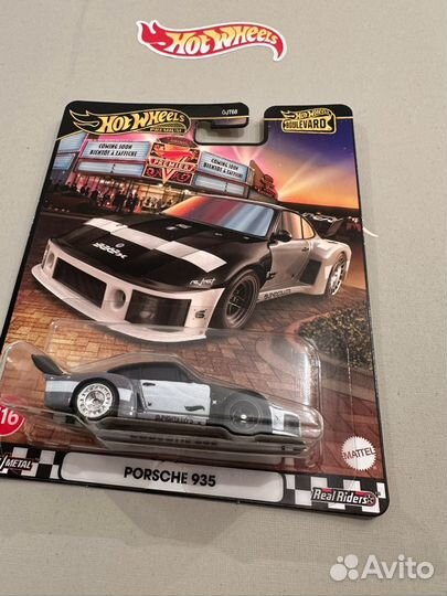 Hot wheels porsche 935