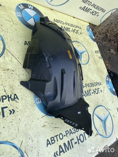 Mercedes W292 C292 локер передний LH перед часть