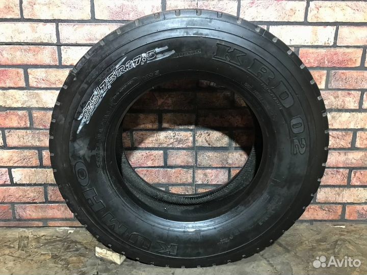 235 75 17.5 kumho KRD02 Грузовые шины Б/у