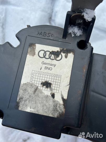 Сабвуфер Audi A6