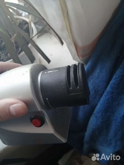 Электроточилка для ножей, ножниц и тд