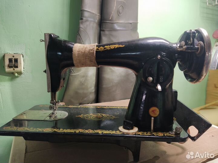 Швейная машинка
