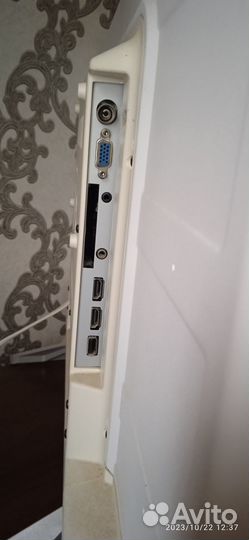 Телевизор на запчасти