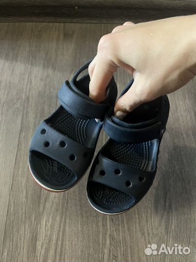 Сандалии crocs детские