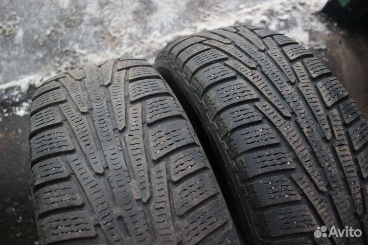 Nokian Tyres Hakkapeliitta R SUV 225/65 R17