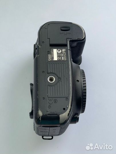 Зеркальный фотоаппарат canon 5D mark III body