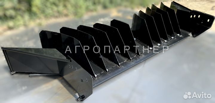 Разбрасыватель измельчителя Акрос