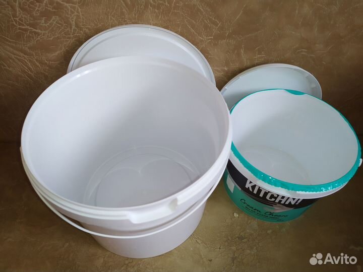 Ведро ведра 3,3 и 2,7 л с крышкой пищевой пластик