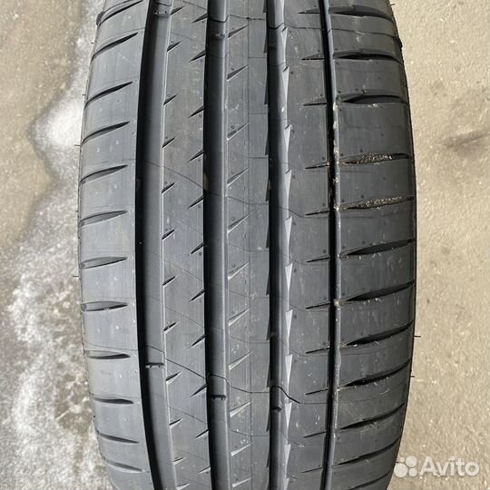 Michelin Pilot Sport 4 S 255/35 R21 98Y