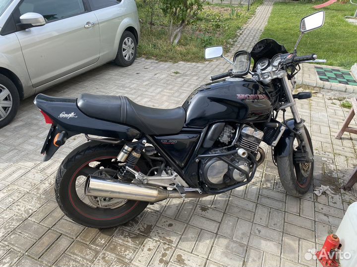 Honda CB400 SF