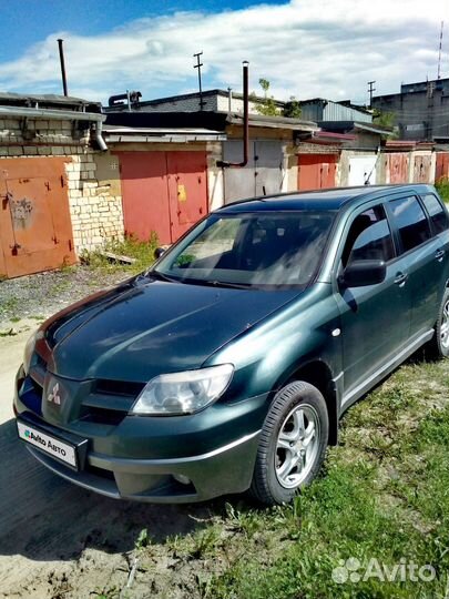 Mitsubishi Outlander 2.0 МТ, 2005, 210 000 км