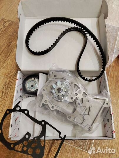 Грм + помпа Ларгус рено логан 8 кл