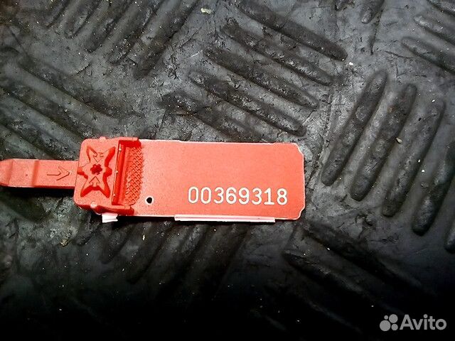 Корпус воздушного фильтра Mercedes-Benz S-Класс