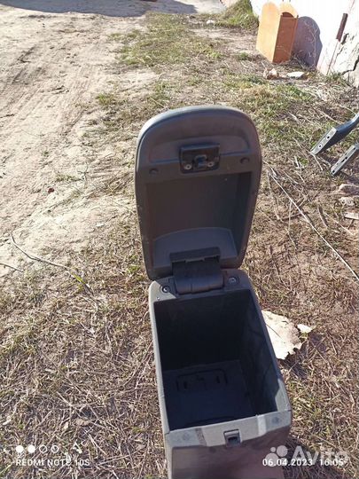 Консоль центральная сБордачком toyota corolla e150