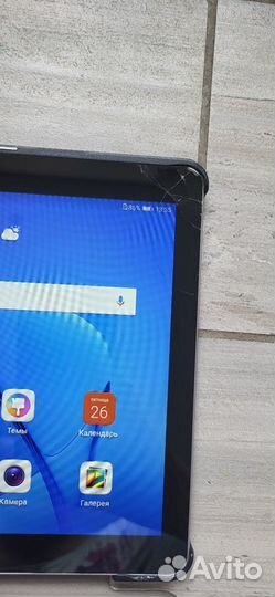 Планшет Huawei MediaPad T3 10 в хорошем состоянии