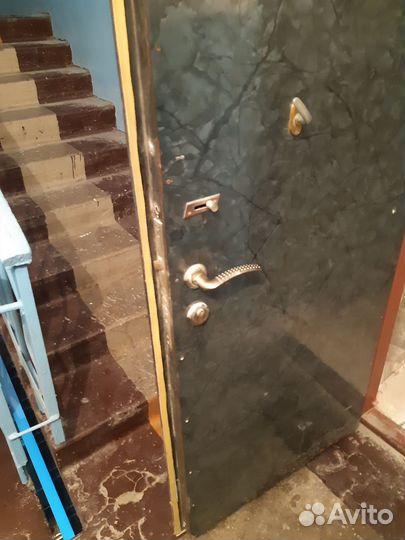 Дверь входная металлическая