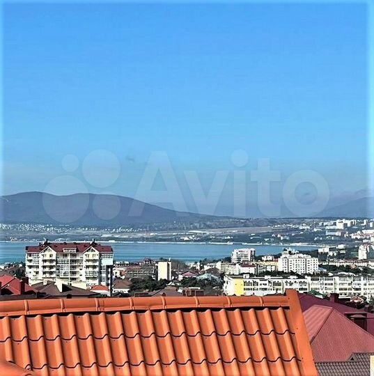 3-к. квартира, 100 м², 3/3 эт.